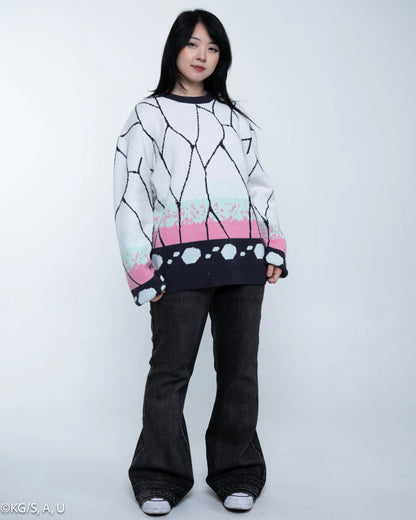 Demon Slayer: Kimetsu no Yaiba Shinobu Jumper - model wearing