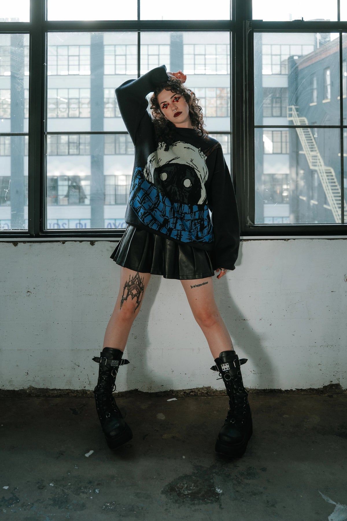 Dorohedoro Haru Sweater - model wearing